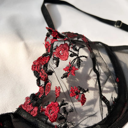 Romantic Lace Bralette & Matching Panties